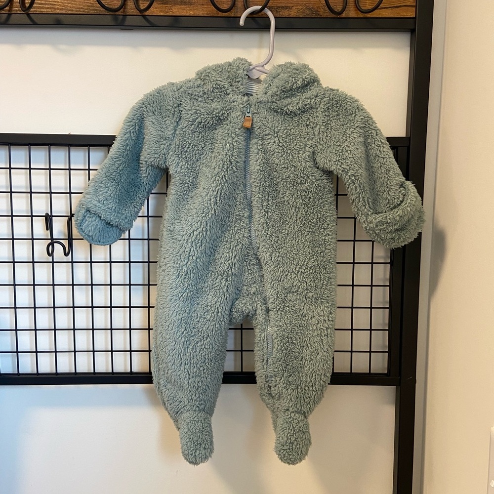 EUC | Carter’s‎ baby bear one piece — 3 months